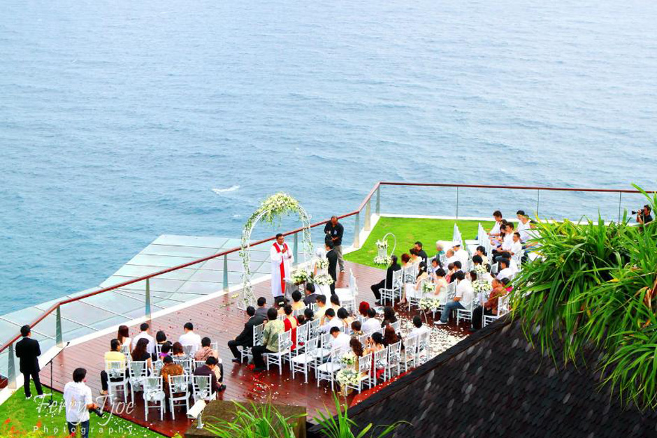 The Edge Bali Villa Wedding 02